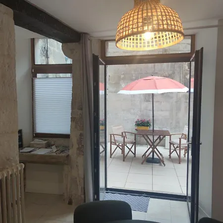 아파트 De Charme, Au Calme Dans Le Vieux